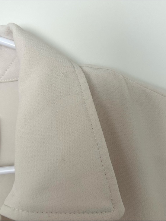 Wilfred Cream Collared Shacket - Picture 7 of 9